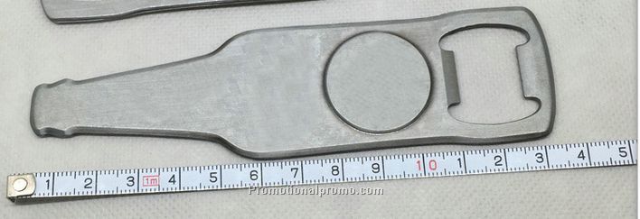 Beer Shaped Aluminium Bottle Opener Photo 2